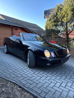 Mercedes CLK230 Kompressor Cabrio - 2
