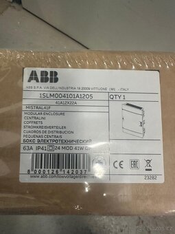 ABB zapuštěná rozvodnice Mistral 41F – 24 modulů (nová, orig - 2