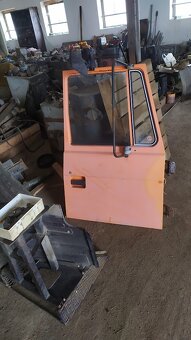 Dveře a kapota z Tatra 815 - 2