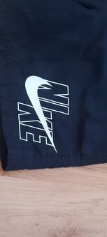 Pavky NIKE vel. 158-170 - 2