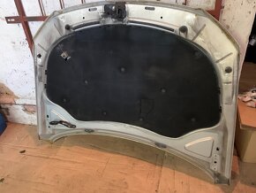 VW PASSAT B6 - 3C - 2005-2010 - kapota - LR7L - 2