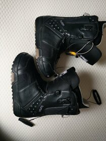 Snowboardové boty BURTON - vel. EU 40 - dámské - 2