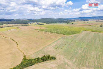 Prodej pole, 42500 m², Libomyšl - 2