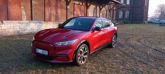 Mustang e-mach Oryginal Europe 99kw - 2