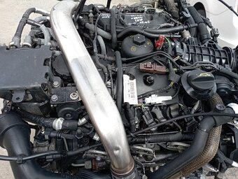 CITROEN C6 2,7HDI UHZ MOTOR s PŘEVODOVKOU 20GG07 - 2