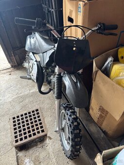 Prodám dětský pitbike / dirtbike 90 ccm – 4takt, poloautomat - 2