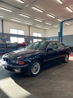 Bmw e39 523i - 2
