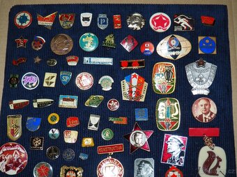 Odznaky kolekce sbírka politika podnik armáda Svazarm SSSR - 2