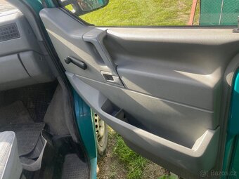 VW T4 multivan predni tapce tapecirunk do dveri s kapsama - 2