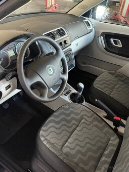 Škoda Fabia 2 1.4i 16V super výbava nájezd 94tkm nová STK - 2