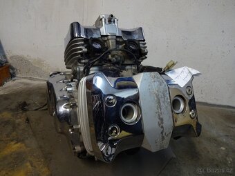 Honda Magna VF750C - 2