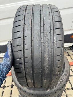 Letní pneumatiky 265/40 R21 a 295/35 R21 - 2