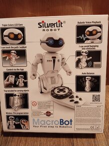 Pojízdní robot na baterie - 2