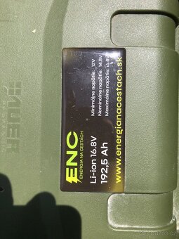 Lithium baterie na člun + nabiječka - 2