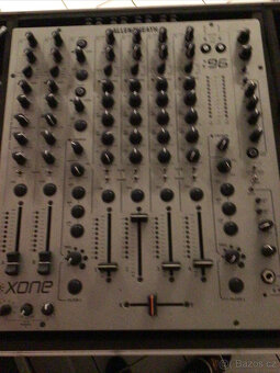 DJ mixážní pult Allen Heath Xone 96 - 2