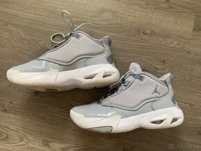 NIKE Jordan vel. EU40 - 2