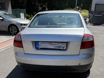 Audi A4 2.5 TDI 114kw.Manuál,pěkné,servisované auto - 2