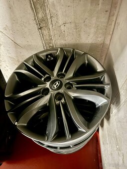 R17 originál alu disky Hyundai ix 35 - 2