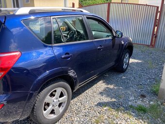 Toyota RAV4 2.2 D-4D 4x4 – spolehlivé SUV - 2