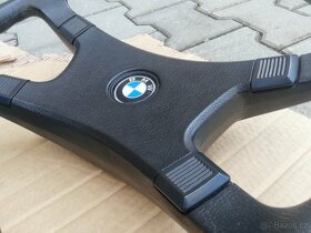 Dobový volant pro vozidla BMW 635 Csi a další. - 2