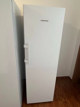 Liebherr 4330 Refrigerator / lednička - 2