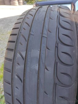 Prodám zánovní letní pneu 215/55/17 Sebring UHP 98W - 2
