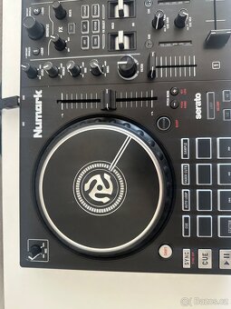 Mixážní pult Numark Platinum - 2