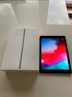 iPad 6. generace (2018), paměť 32 GB. - 2