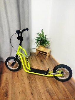 Koloběžka YEDOO 2, velmi dobrý stav, nevyužitá - 2