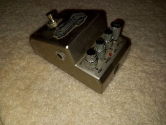 Kytarový efekt Marshall Jack hammer JH1 - 2