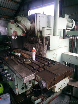 frezka konzolová TOS, typ FGS 32 - 40 - 2