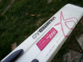 Málo jeté lyže 156 cm Volkl, skluznice bezvadná. - 2