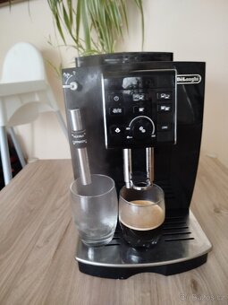 Automatický kávovar DeLonghi ECAM 25.120 B - 2