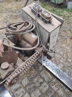 Stavební vrátek - 2