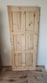 Prodej dřevěných borovicových dveří - 2