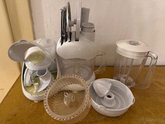 Kuchyňský robot - 2