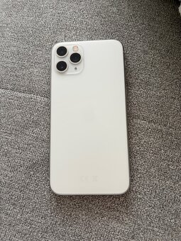 Apple iPhone 11 Pro, 64GB silver - 2