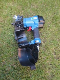 Hřebíkovačka Bea 572 C - 2