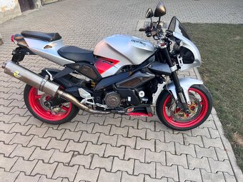 Aprilia Tuono RSV 1000 92.kw - 2