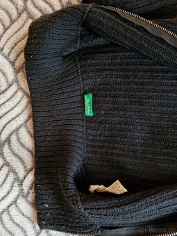 Černý  vlněný svetr united colors of benetton cena dohodou - 2