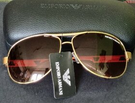Emporio Armani
- 2