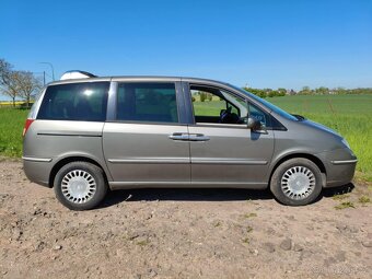 Lancia Phedra Rok 2006 79kw motor RHM - 2