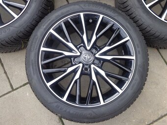 5x114,3 R18 original Toyota Yaris Cross zimna sada s TPMS - 2