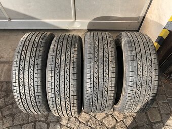 ZÁNOVNÍ letní pneumatiky 235/55 R19 YOKOHAMA - 2