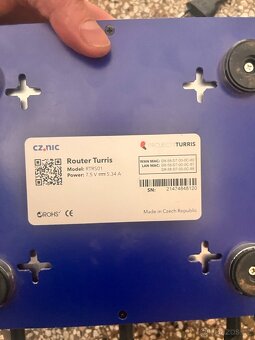 Turris 1.0 - 2