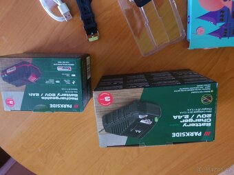 Aku baterie 2Ah, nabíječka Parkside, Smart dětské hodinky v. - 2
