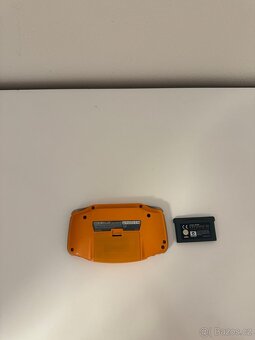 Game Boy Advance (oranžový) + hra Star Wars Episode III - 2