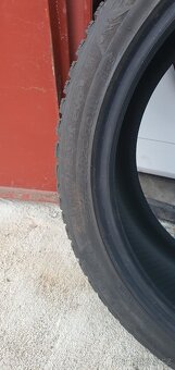 Zimní pneumatiky 255/40 R20 - 2