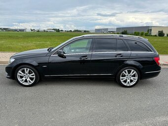 MERCEDES-BENZ C200 CGI //2011 7G XENON NAVIGACE PANORAMA - 2