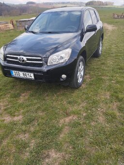 Toyota RAV4 2,2 100kw - 2